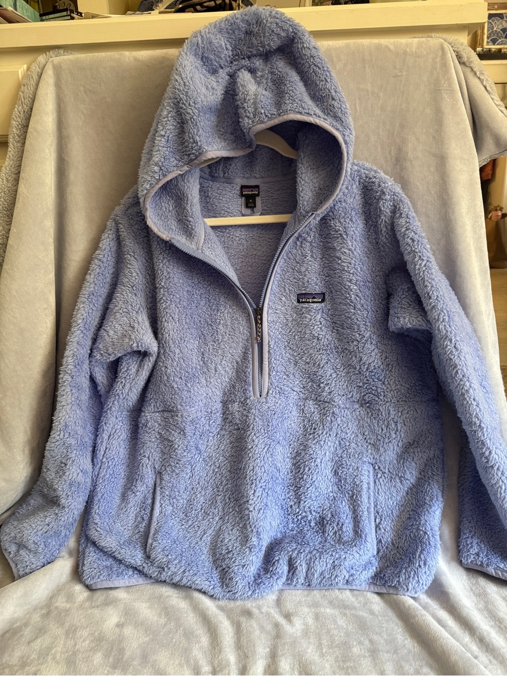 Patagonia Men’s Light Lavender Plush Half-Zip Hoodie